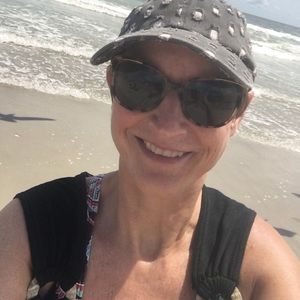 Meet your Posher, Beth